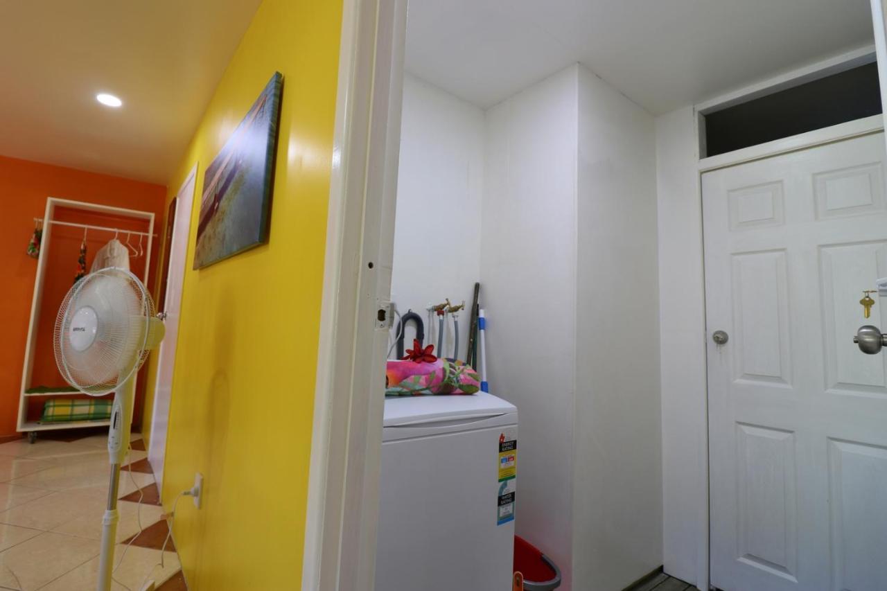 Shineawayhomes - Mountain View Air Conditioned ラロトンガ島 エクステリア 写真